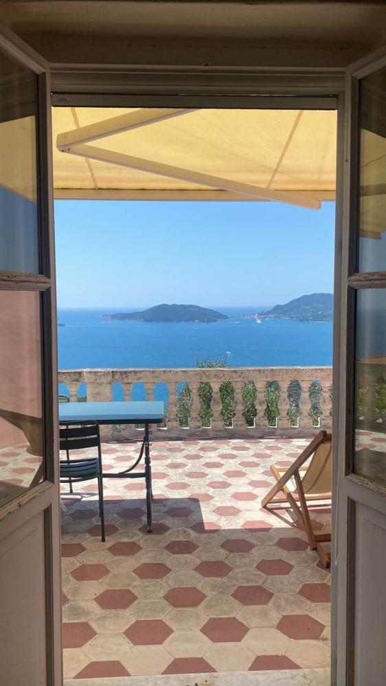 casa indipendente in vendita a Lerici in zona La Serra