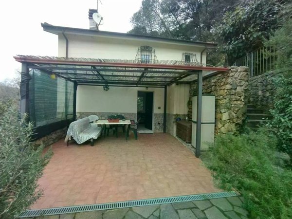 casa indipendente in vendita a Lerici in zona Tellaro