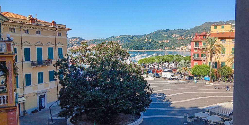 appartamento in vendita a Lerici