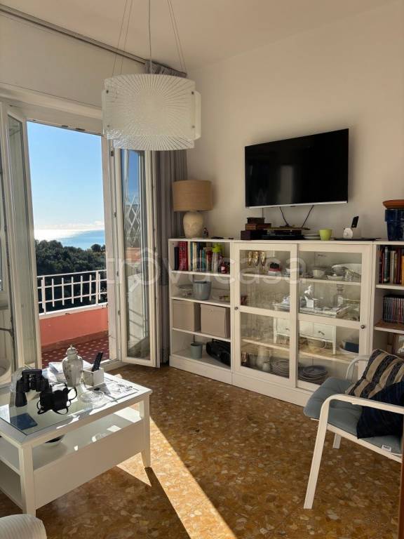 appartamento in vendita a Lerici in zona San Terenzo