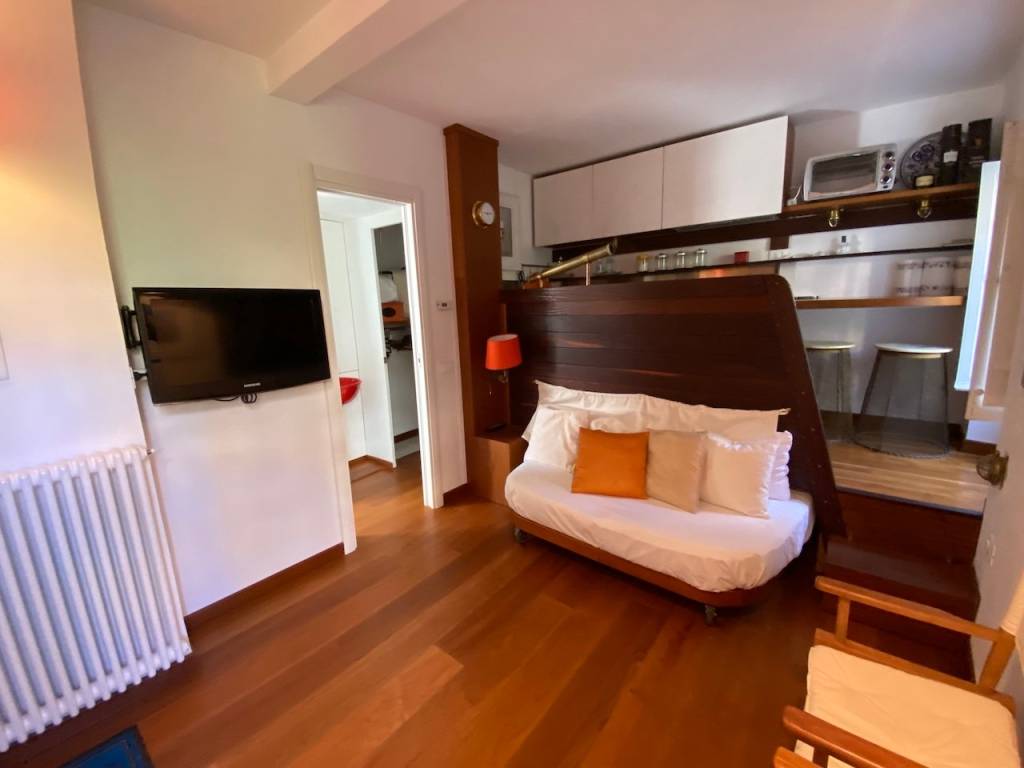 appartamento in vendita a Lerici in zona San Terenzo