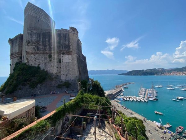 appartamento in vendita a Lerici