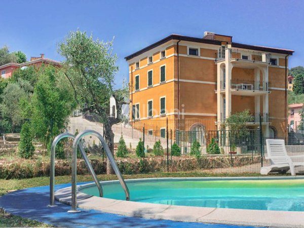 casa indipendente in vendita a Lerici in zona Pugliola