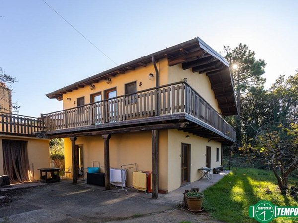 casa indipendente in vendita a Lerici in zona Pugliola