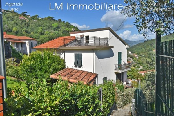 appartamento in vendita a Lerici in zona Pugliola