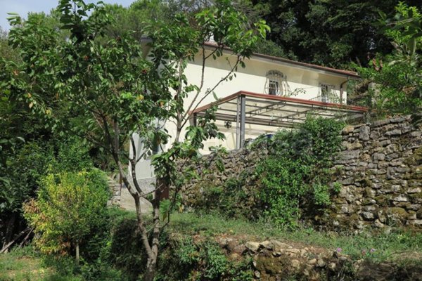 casa indipendente in vendita a Lerici