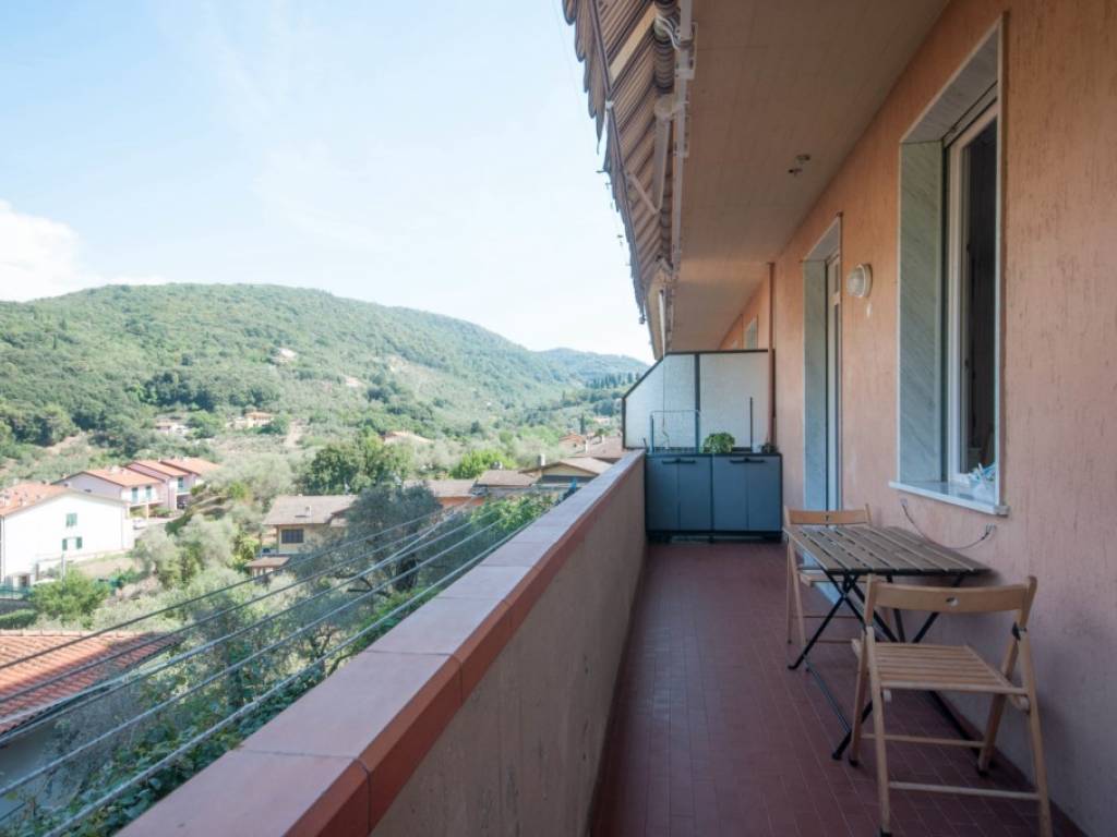 appartamento in vendita a Lerici in zona Pugliola