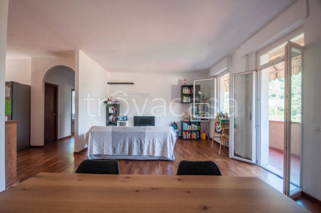 appartamento in vendita a Lerici in zona Pugliola