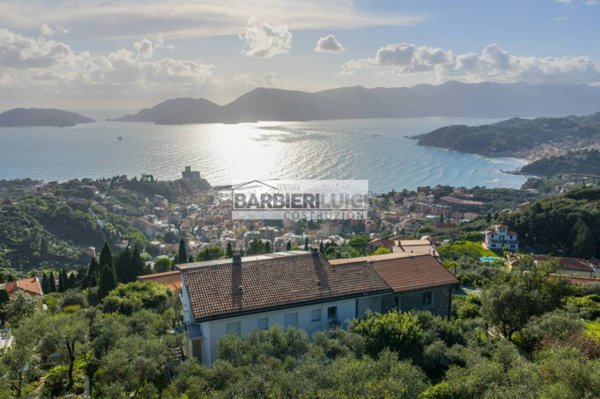 casa indipendente in vendita a Lerici in zona La Serra
