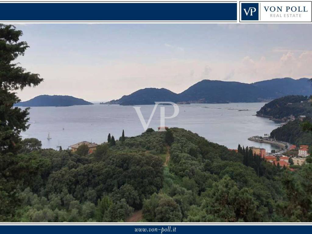 villa in vendita a Lerici in zona Tellaro