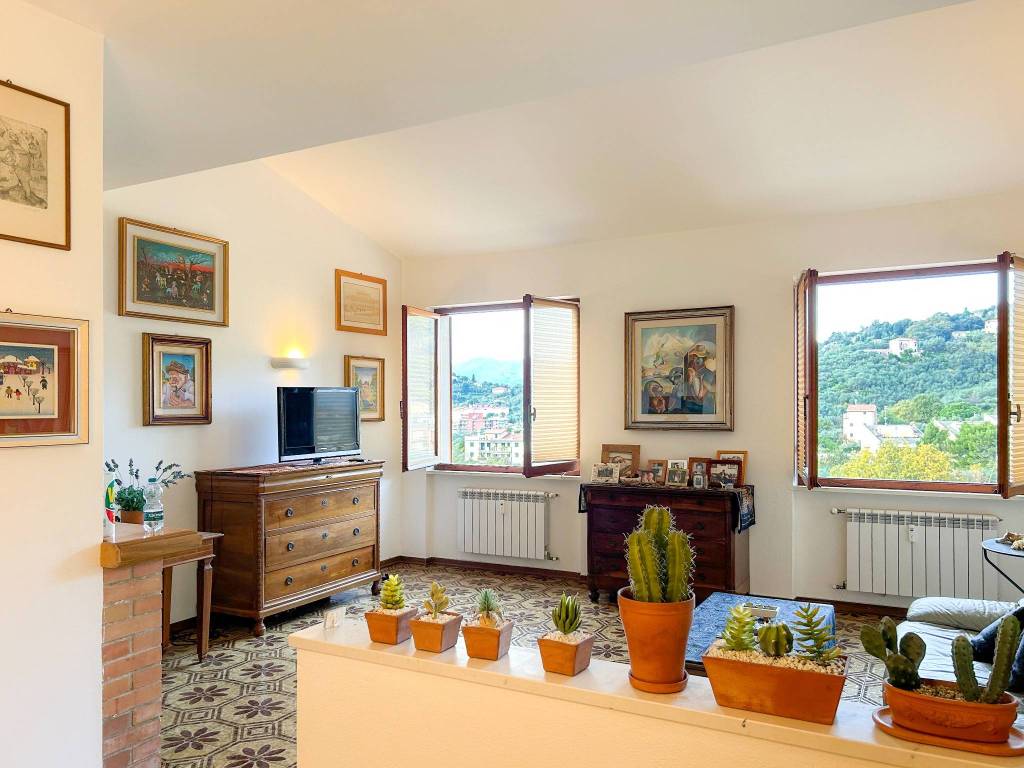 appartamento in vendita a Lerici in zona Pugliola