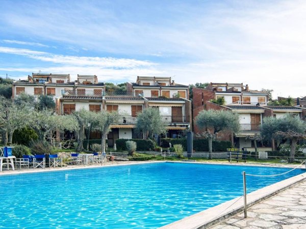 appartamento in vendita a Lerici in zona Pugliola