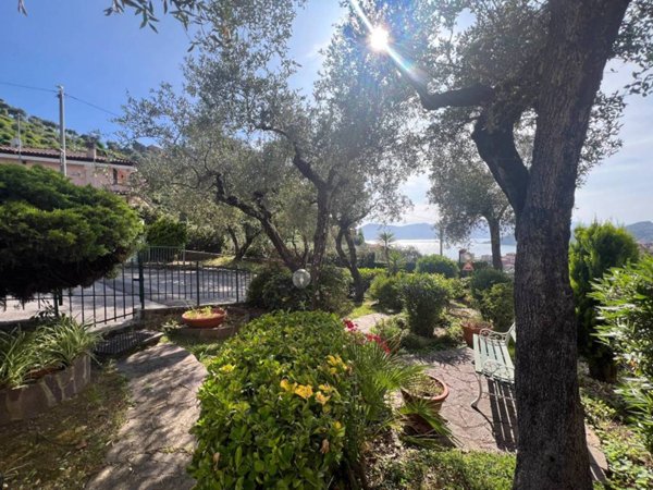 appartamento in vendita a Lerici