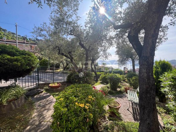 appartamento in vendita a Lerici