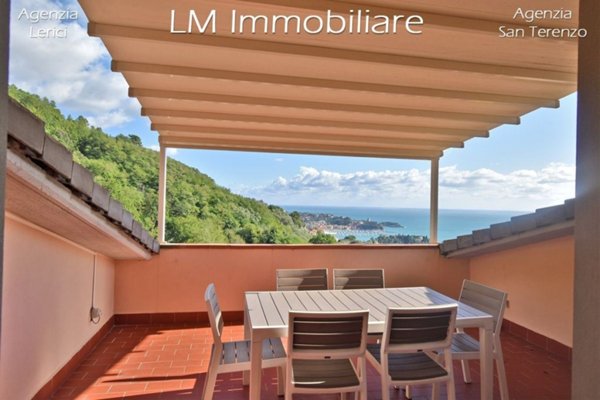 appartamento in vendita a Lerici in zona Pugliola