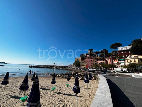 appartamento in vendita a Lerici in zona San Terenzo
