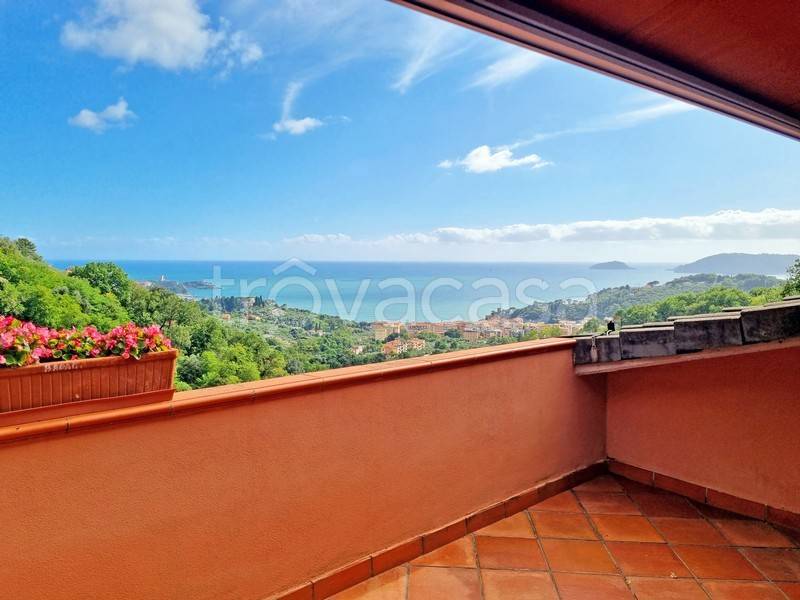 appartamento in vendita a Lerici in zona San Terenzo