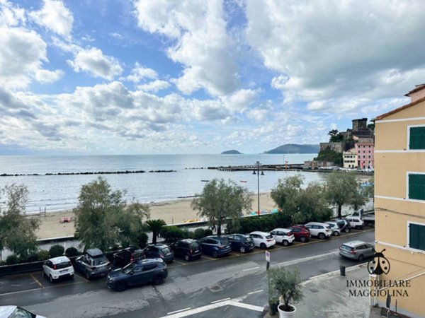 appartamento in vendita a Lerici in zona San Terenzo