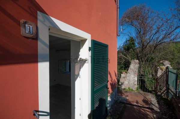 appartamento in vendita a Lerici in zona Pugliola