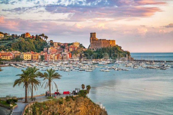 appartamento in vendita a Lerici in zona San Terenzo