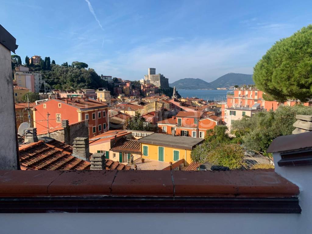 appartamento in vendita a Lerici