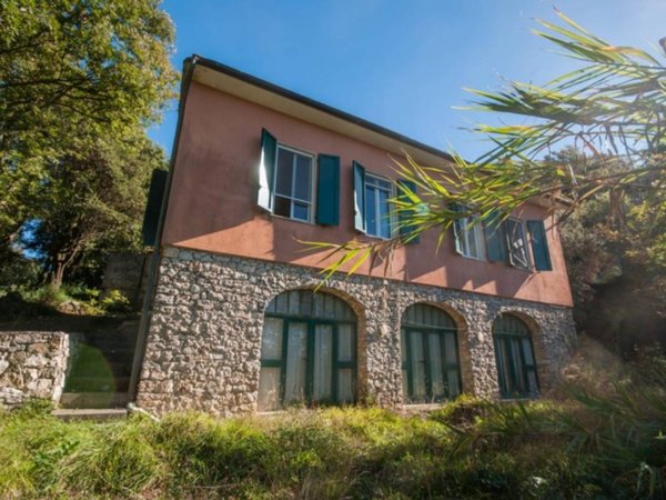 casa indipendente in vendita a Lerici in zona Pugliola