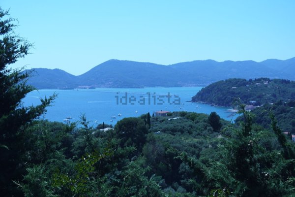 casa indipendente in vendita a Lerici