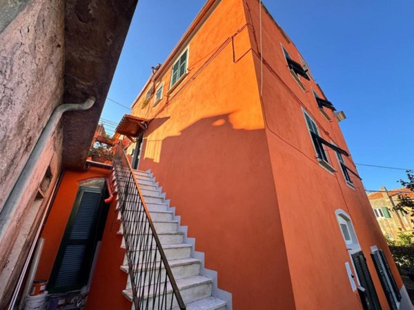 appartamento in vendita a Lerici in zona Tellaro