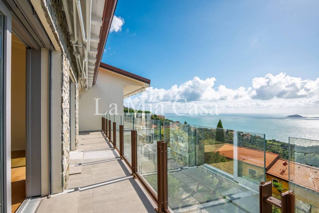 appartamento in vendita a Lerici