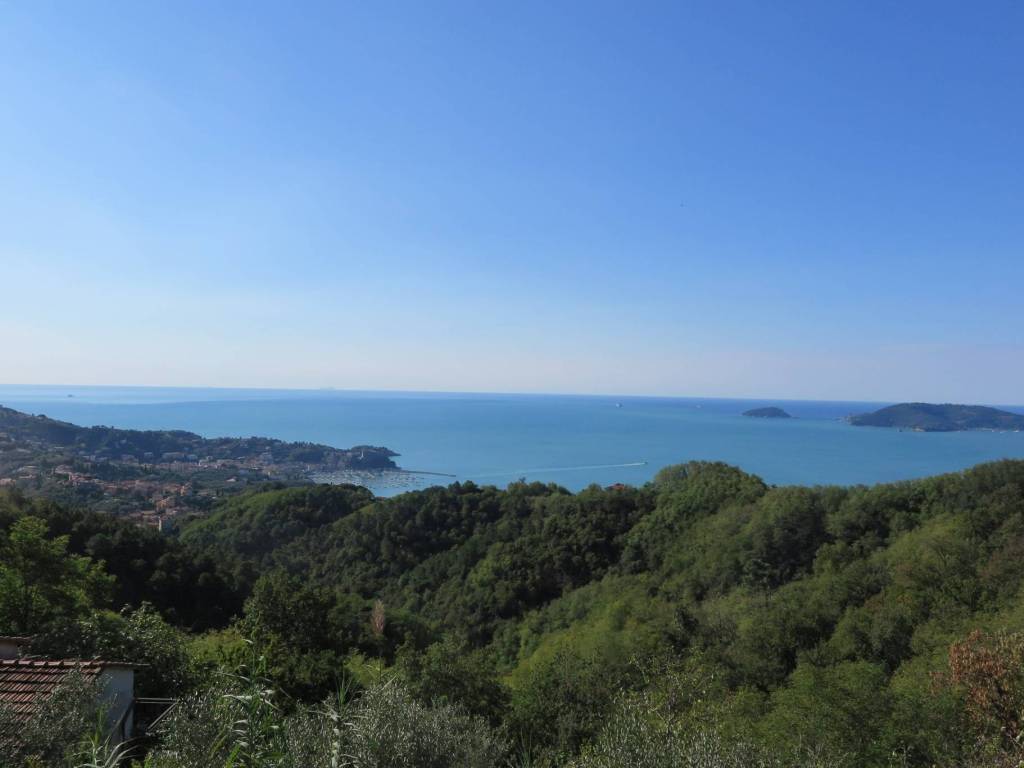 casa indipendente in vendita a Lerici