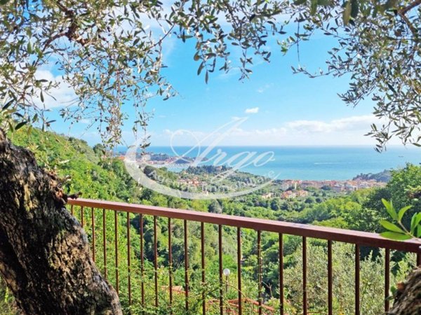 appartamento in vendita a Lerici