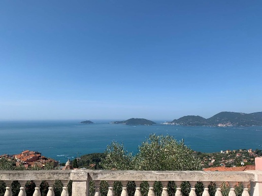 casa indipendente in vendita a Lerici in zona La Serra