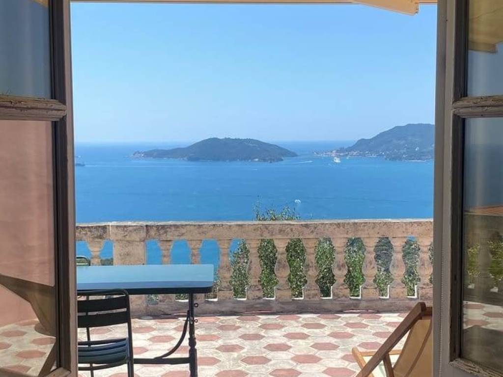 casa indipendente in vendita a Lerici in zona La Serra