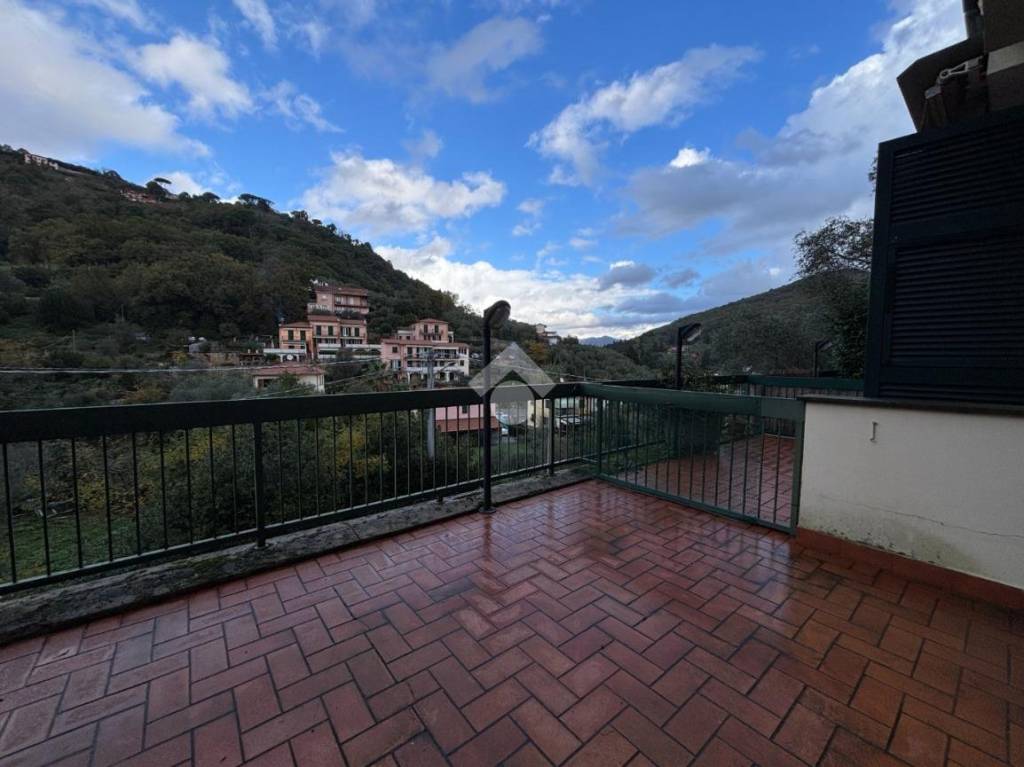 appartamento in vendita a Lerici
