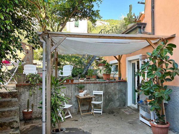 appartamento in vendita a Lerici in zona Tellaro