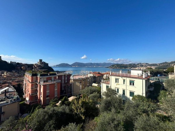 appartamento in vendita a Lerici