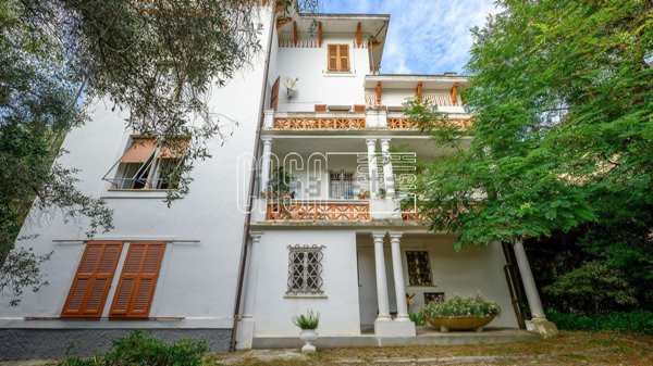 casa indipendente in vendita a Lerici