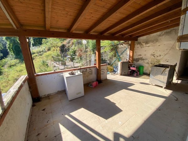 casa indipendente in vendita a Lerici