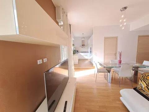 appartamento in vendita a Lerici in zona Pugliola