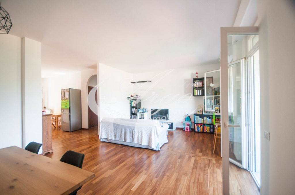 appartamento in vendita a Lerici in zona Pugliola