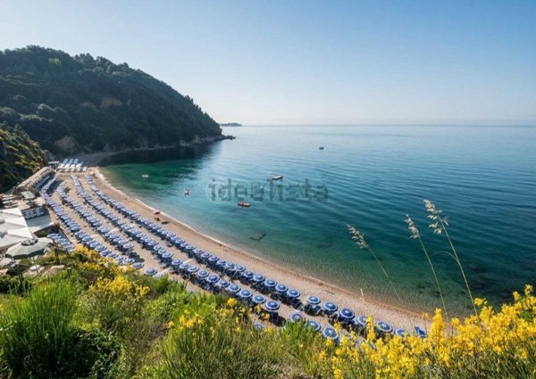 appartamento in vendita a Lerici