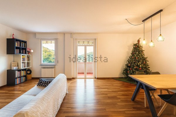 appartamento in vendita a Lerici in zona Pugliola