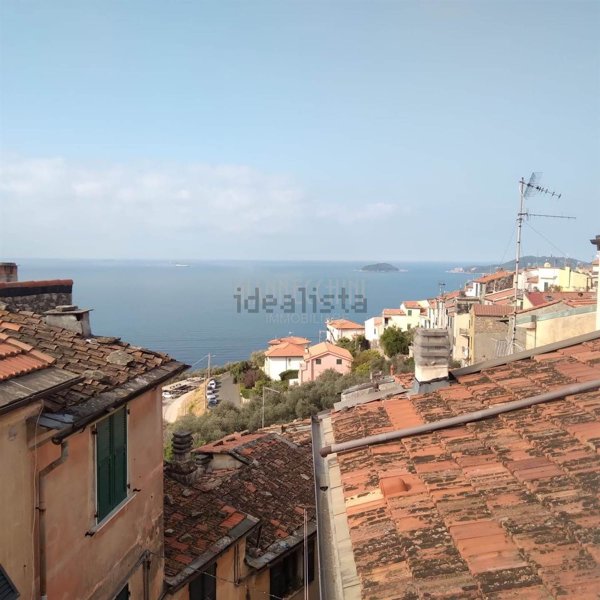 appartamento in vendita a Lerici in zona Tellaro