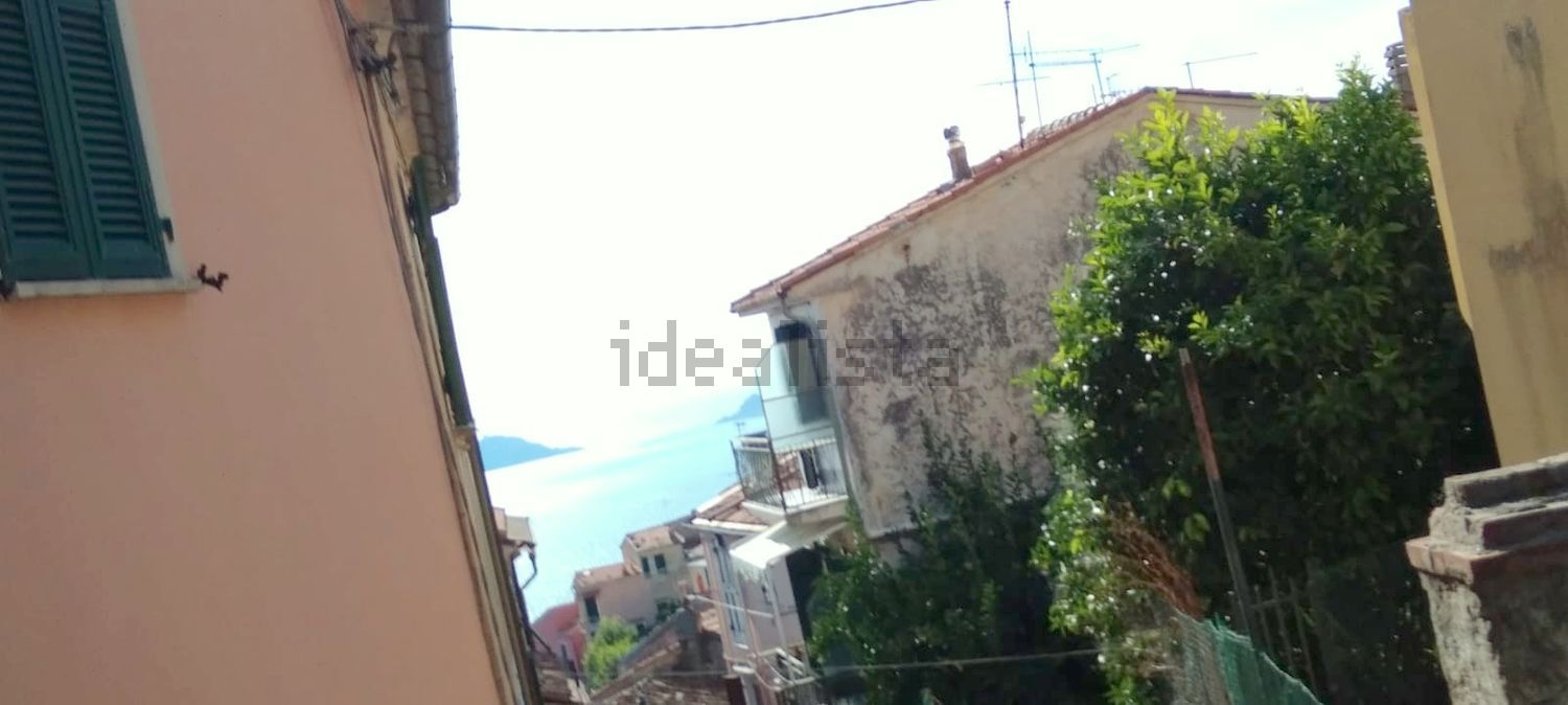appartamento in vendita a Lerici in zona La Serra