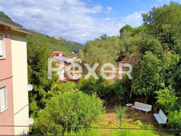 appartamento in vendita a Lerici in zona Pugliola