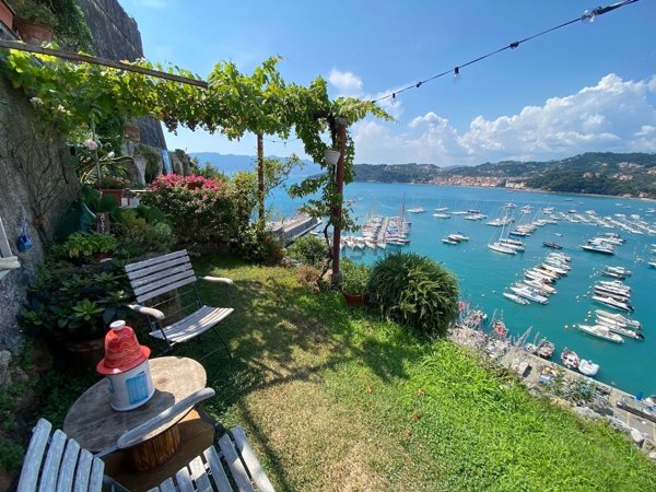 appartamento in vendita a Lerici