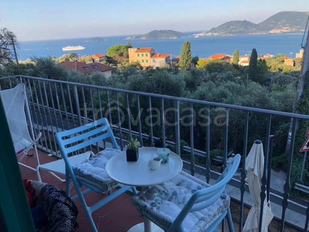 appartamento in vendita a Lerici in zona La Serra