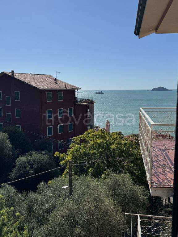 appartamento in vendita a Lerici in zona La Serra