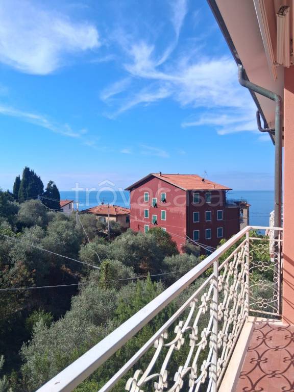 appartamento in vendita a Lerici