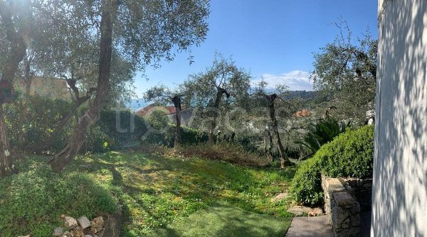 appartamento in vendita a Lerici in zona Tellaro